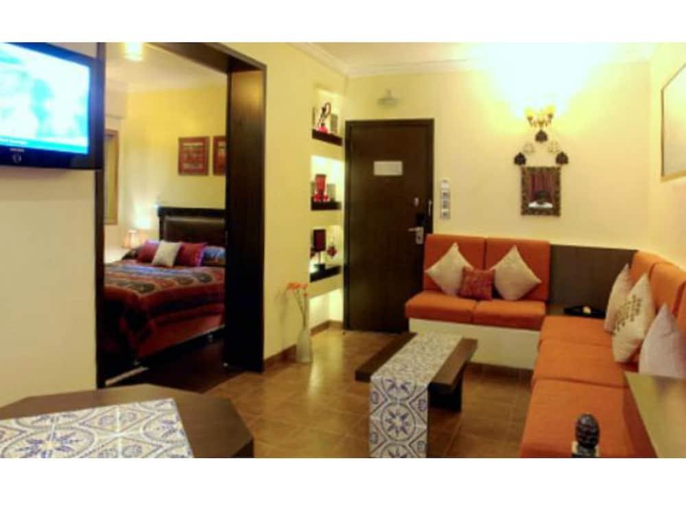 The Shalimar photo 3