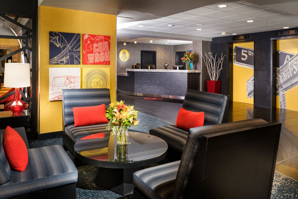 HOTEL FIVE