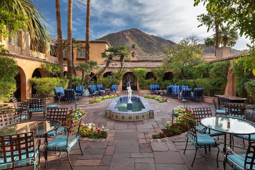 ROYAL PALMS RESORT & SPA photo 3