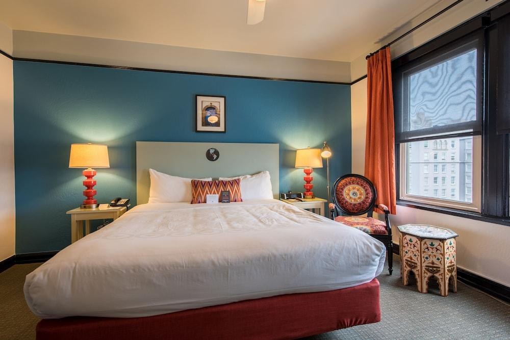 HOTEL CARLTON photo 2