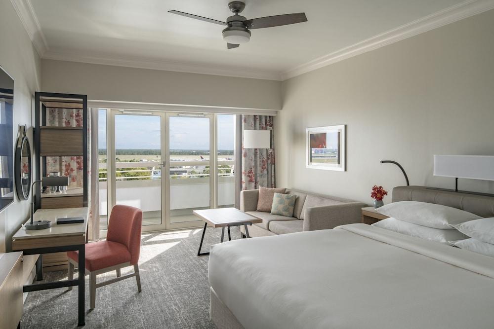 HYATT REGENCY ORLANDO INTERNATIONAL AIRPORT photo 2
