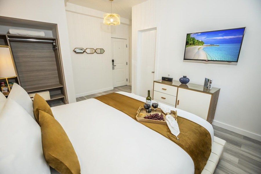 CATALINA HOTEL photo 3