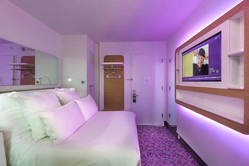 YOTEL NEW YORK photo 3