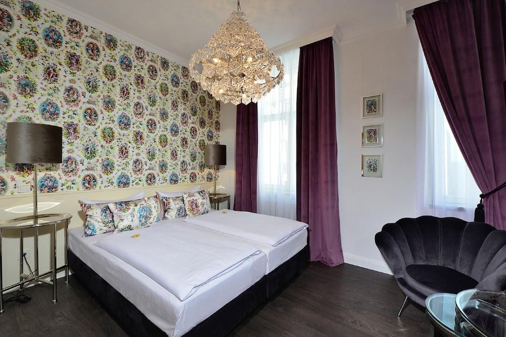 DOMSTERN HOTEL photo 2