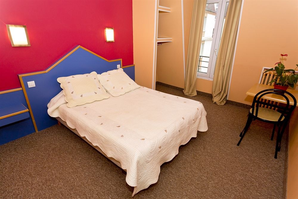 HIPOTEL PERE LACHAISE HOTEL