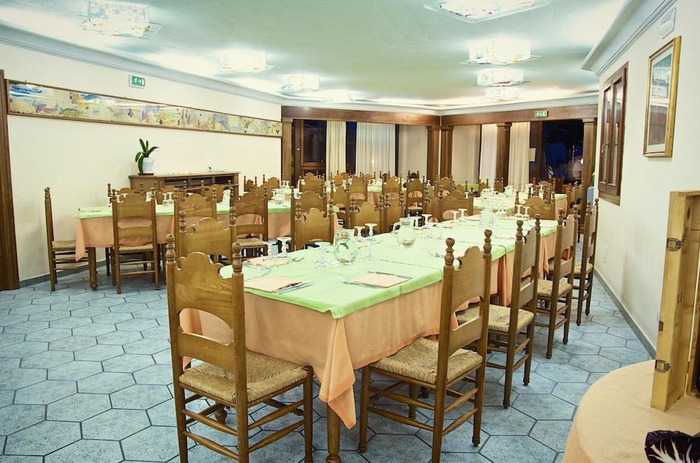 PARCO BLU CLUB RESORT photo 2