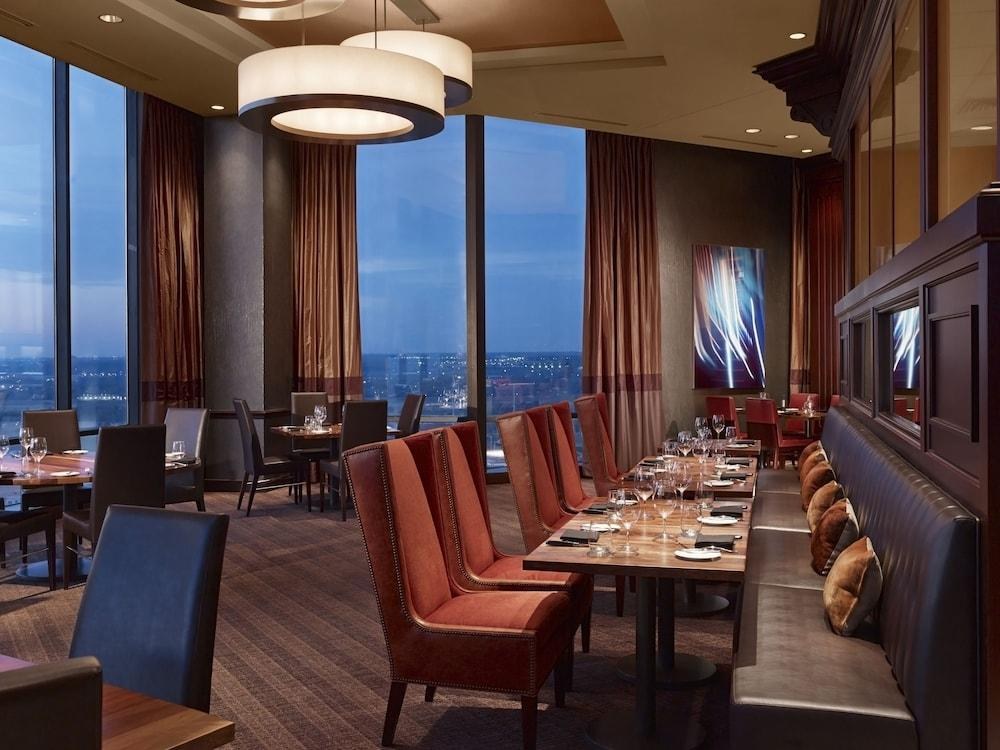 Hilton Anatole photo 2