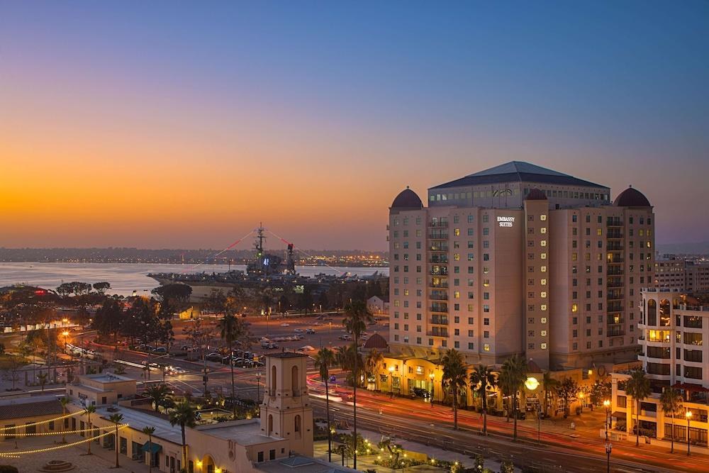 Embassy Suites by Hilton San Diego Bay Downtown photo 3