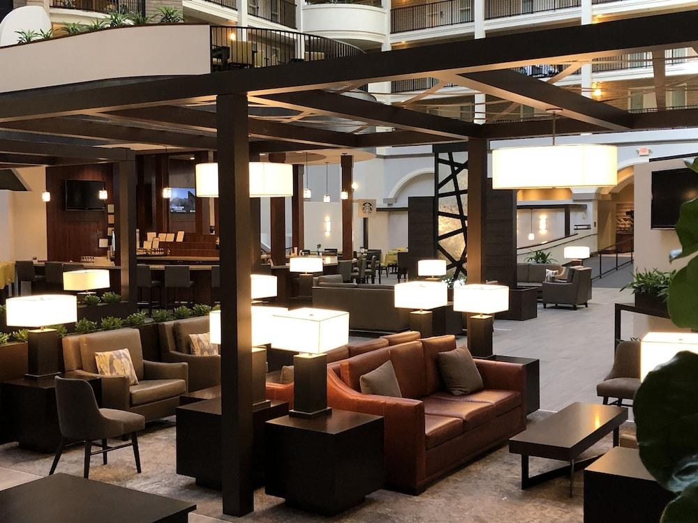 Embassy Suites by Hilton Dallas Park Central Area photo 2