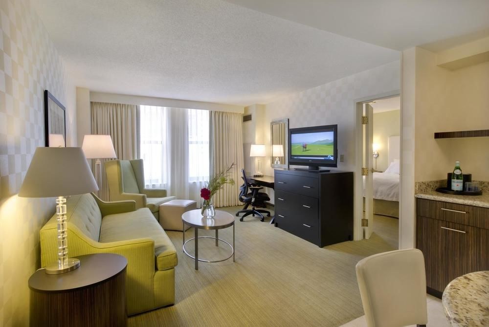 Hampton Inn & Suites Chicago-Downtown photo 1