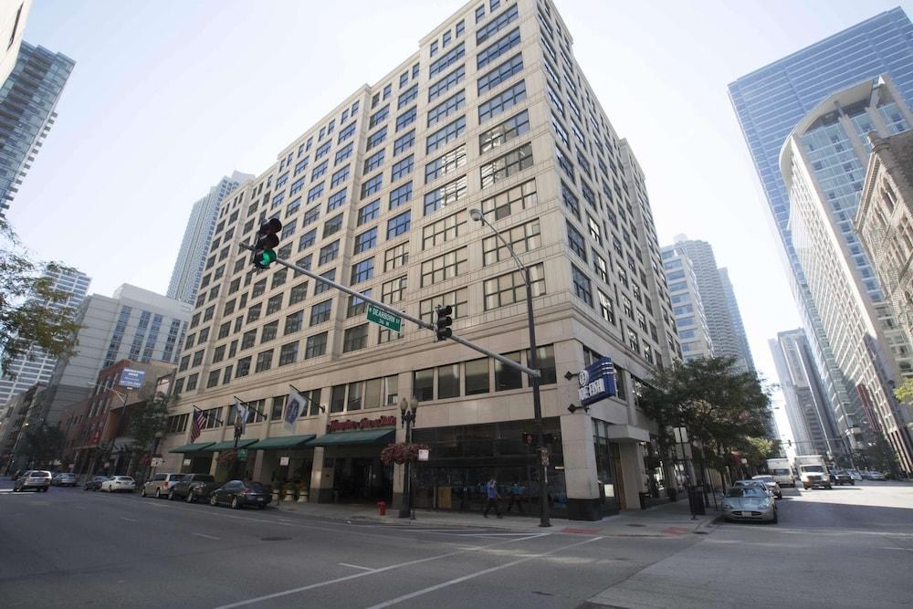 Hampton Inn & Suites Chicago-Downtown photo 3