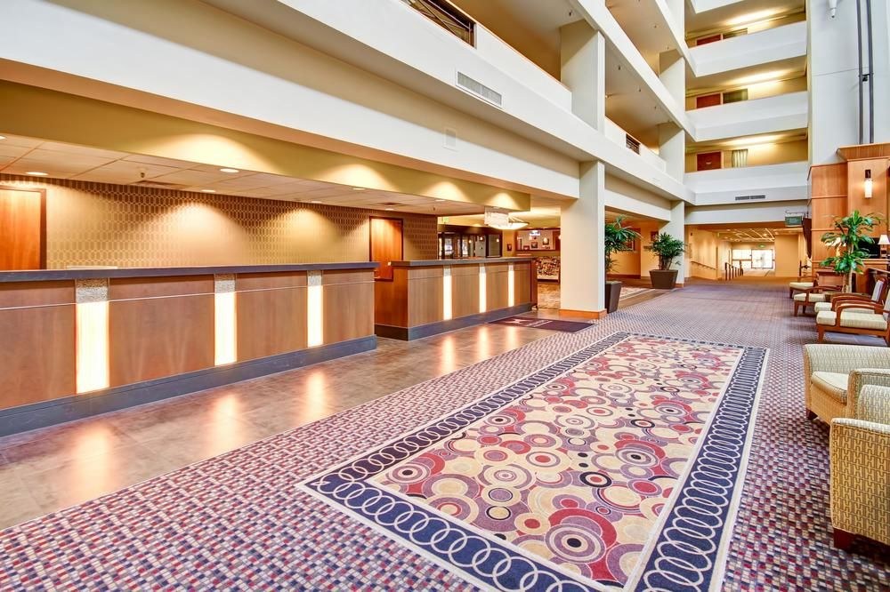 DoubleTree Suites by Hilton Seattle Airport - Southcenter photo 1
