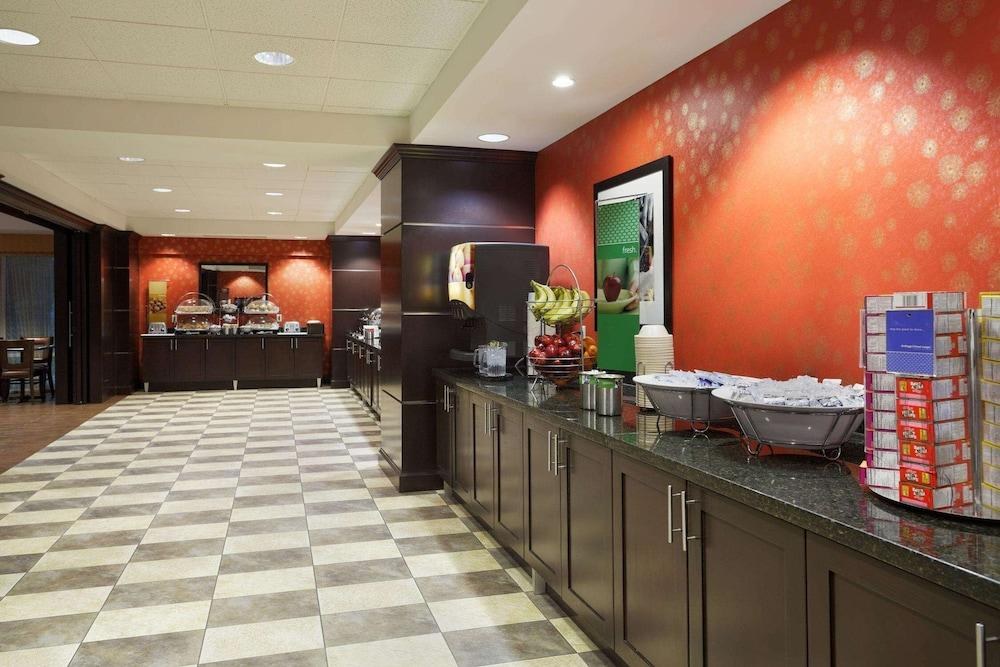 Hampton Inn Houston-Near The Galleria photo 4