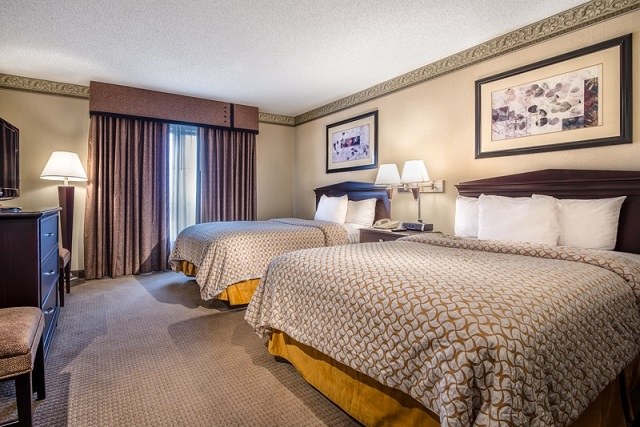 Embassy Suites by Hilton Atlanta Alpharetta photo 3