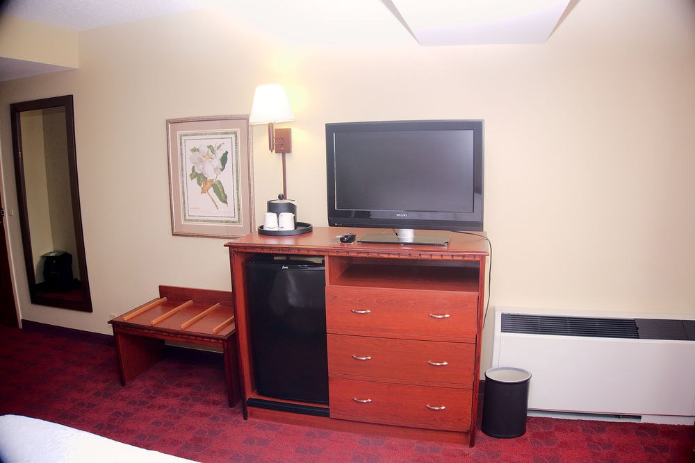 Hampton Inn St. Louis-Downtown (At the Gateway Arch) photo 1