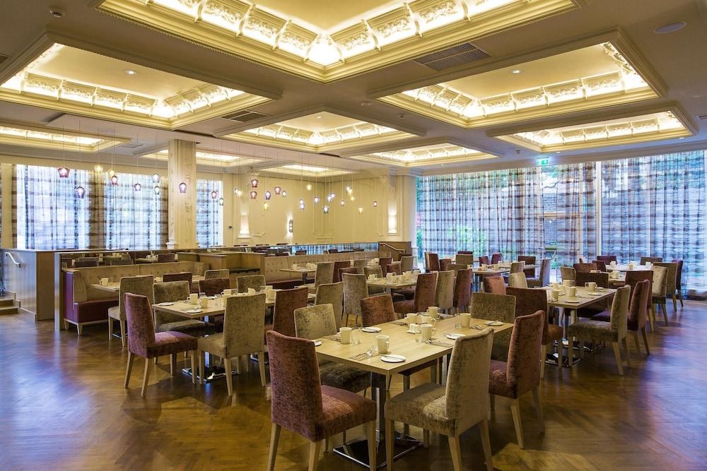 DoubleTree by Hilton Dallas - Market Center photo 4