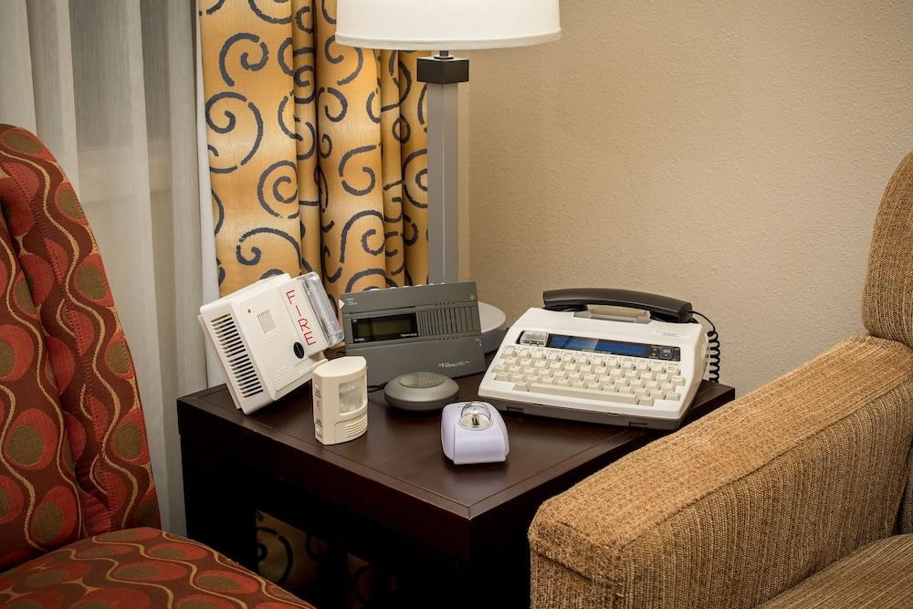 Embassy Suites by Hilton Seattle-Tacoma Intl Airport photo 3