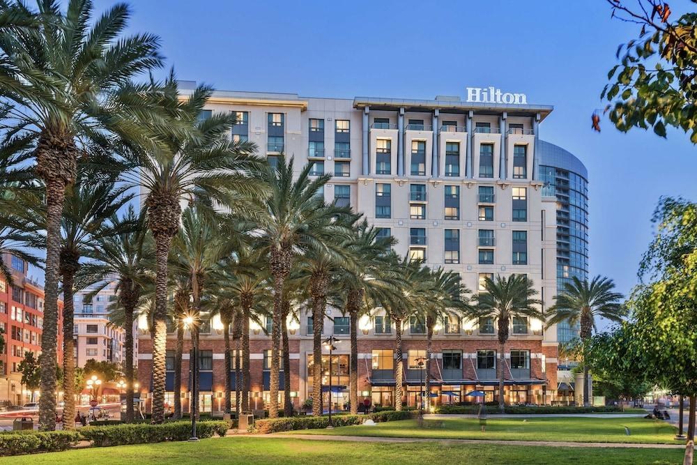 Hilton San Diego Gaslamp Quarter photo 2