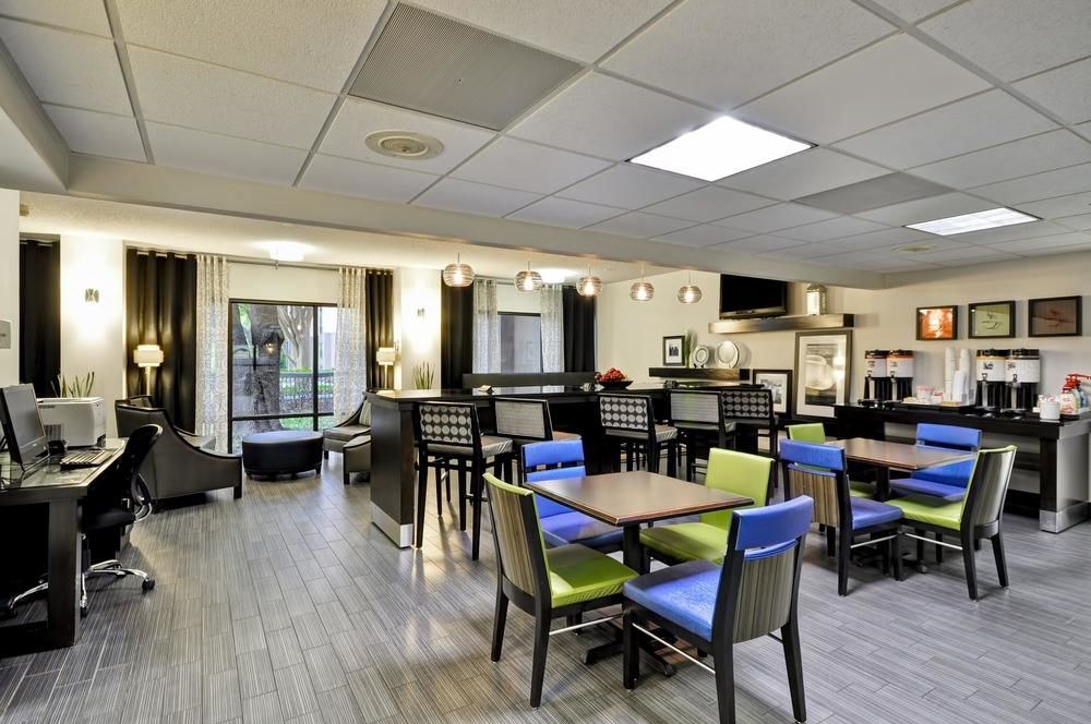 Hampton Inn Austin-North @ I-35 & Hwy 183 photo 1
