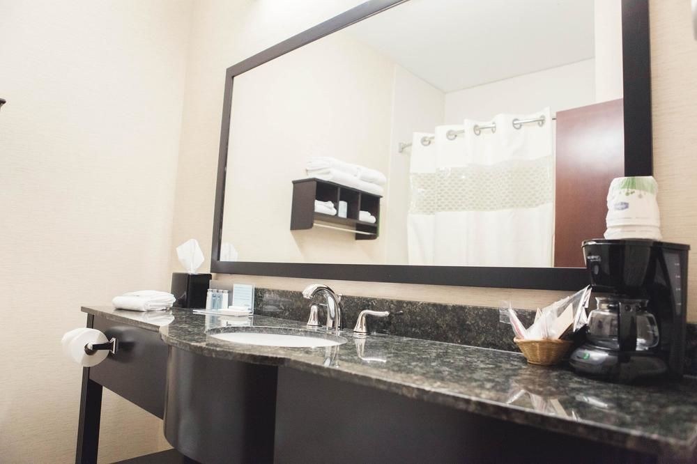 Hampton Inn Bloomington West