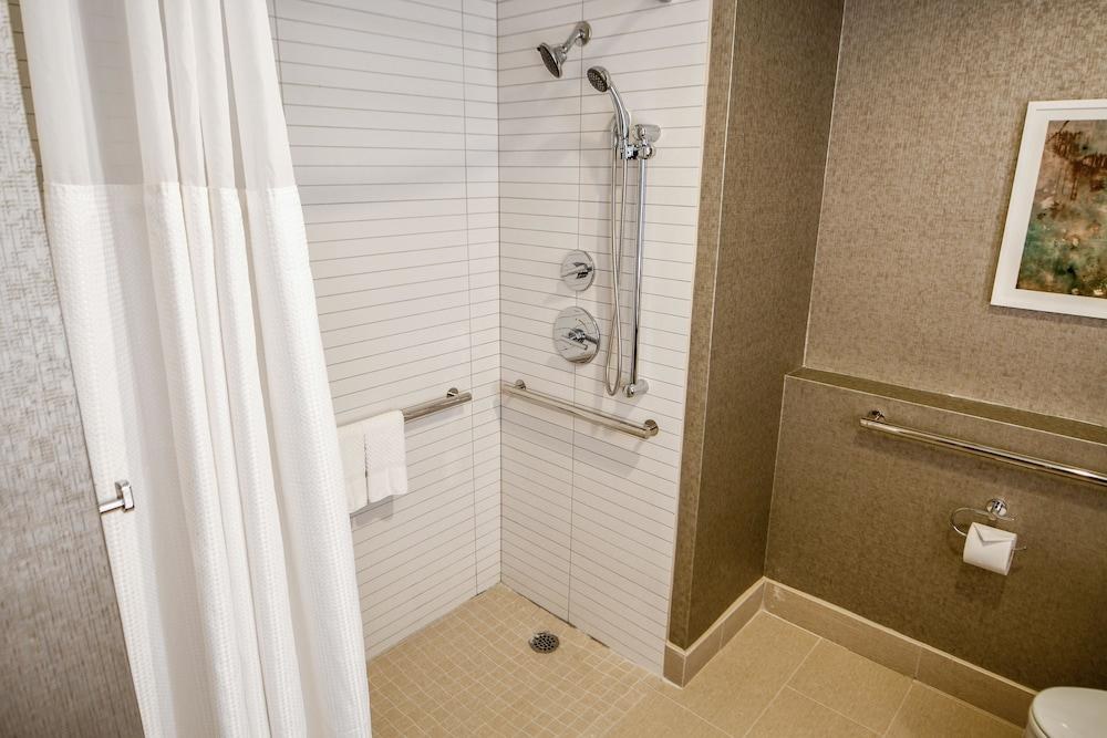 Hilton Dallas/Park Cities photo 3