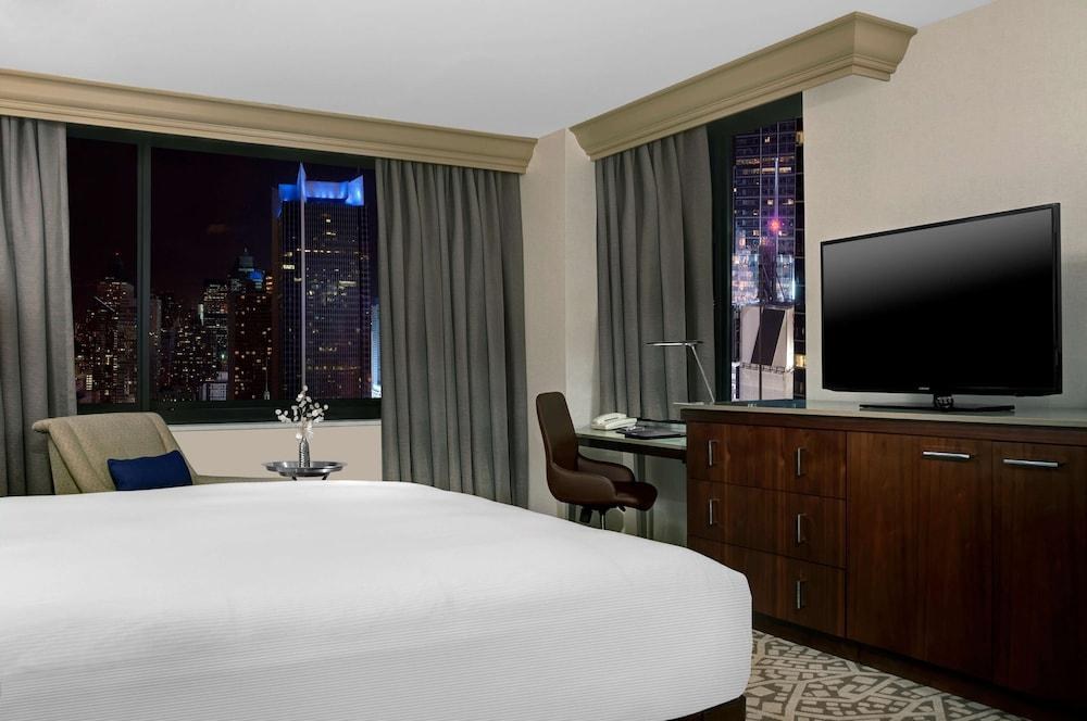 Hilton New York Times Square photo 2