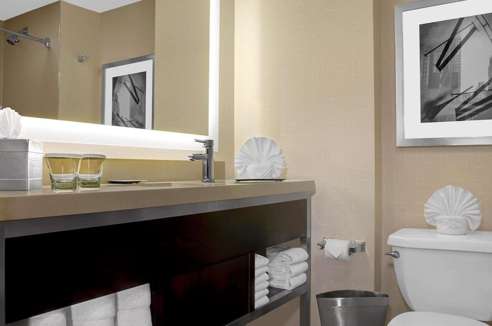 Hilton New York Times Square photo 4