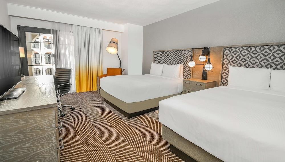 DoubleTree by Hilton Austin photo 3