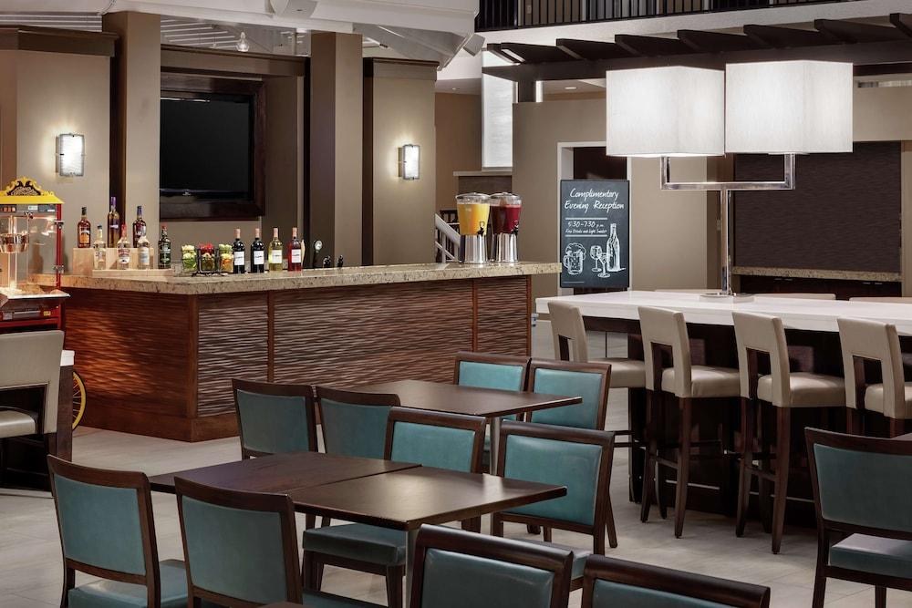 Embassy Suites by Hilton Orlando Lake Buena Vista Resort photo 3