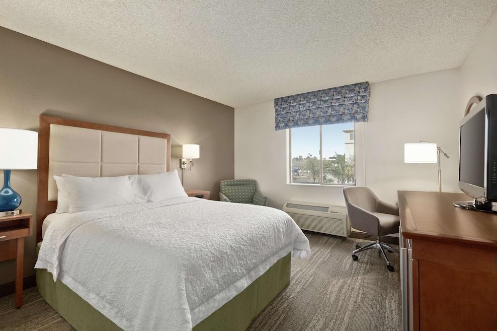 Hampton Inn Phoenix-Midtown-Downtown Area photo 2