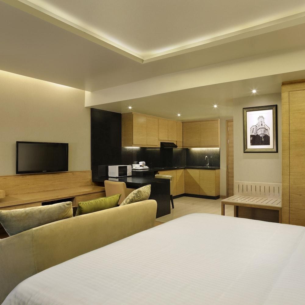 DoubleTree Suites by Hilton Bengaluru Outer Ring Road photo 2