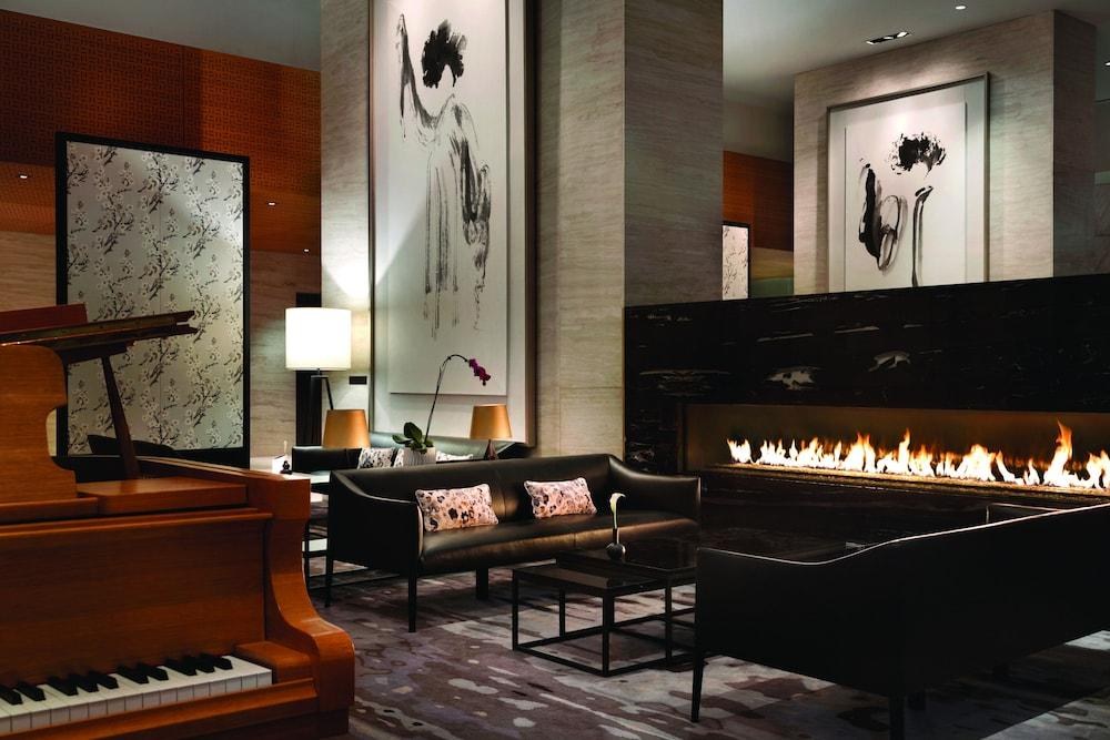 SHANGRI-LA TORONTO photo 2