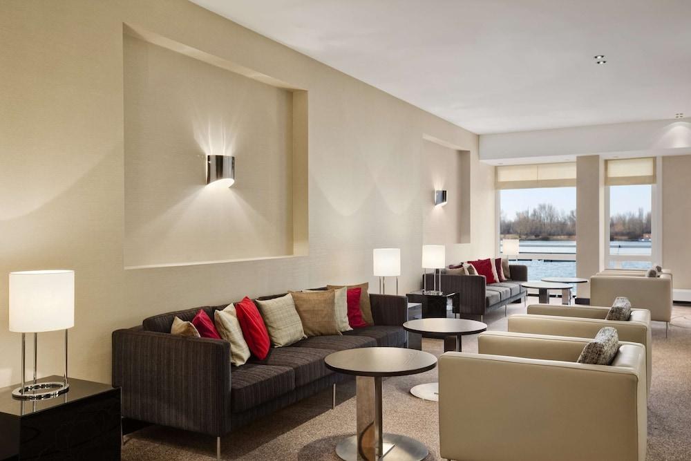 Hilton Vienna Waterfront photo 4