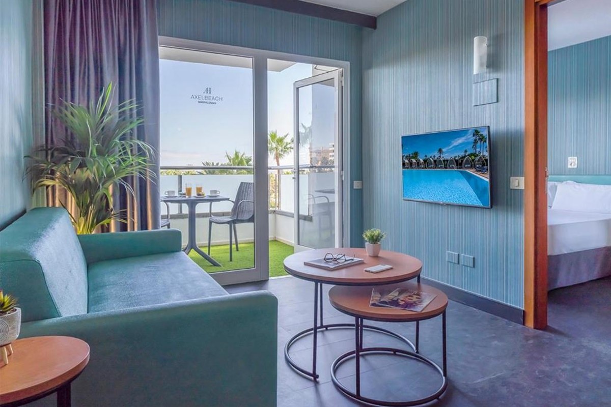 AXELBEACH MASPALOMAS - APTS & LOUNGE CLUB -ADULTS ONLY photo 2