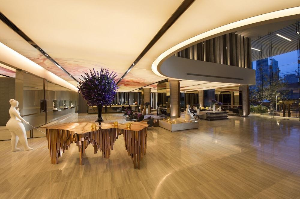 Hilton Sukhumvit Bangkok photo 2