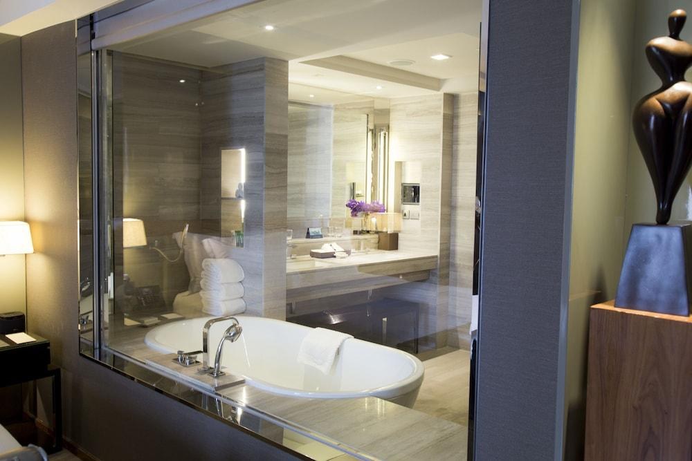 Hilton Sukhumvit Bangkok photo 4