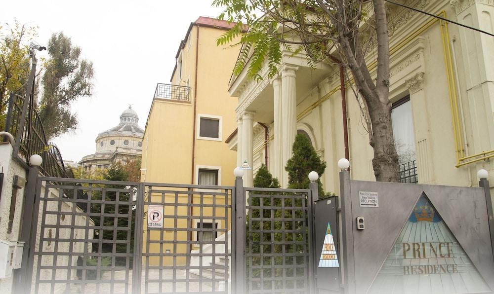 PRINCE RESIDENCE photo 2