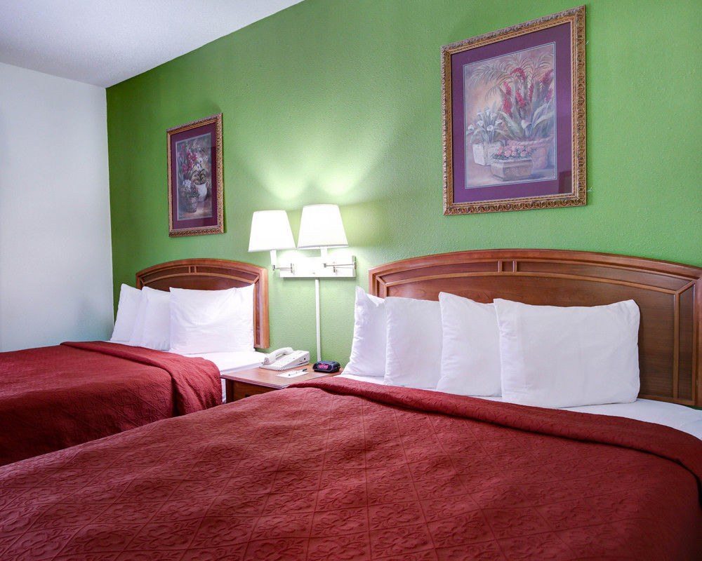 QUALITY INN & SUITES photo 1