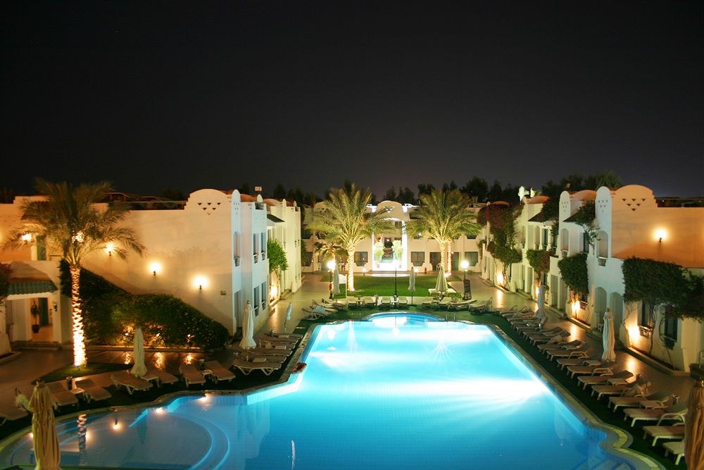 FALCON HILLS HOTEL photo 2