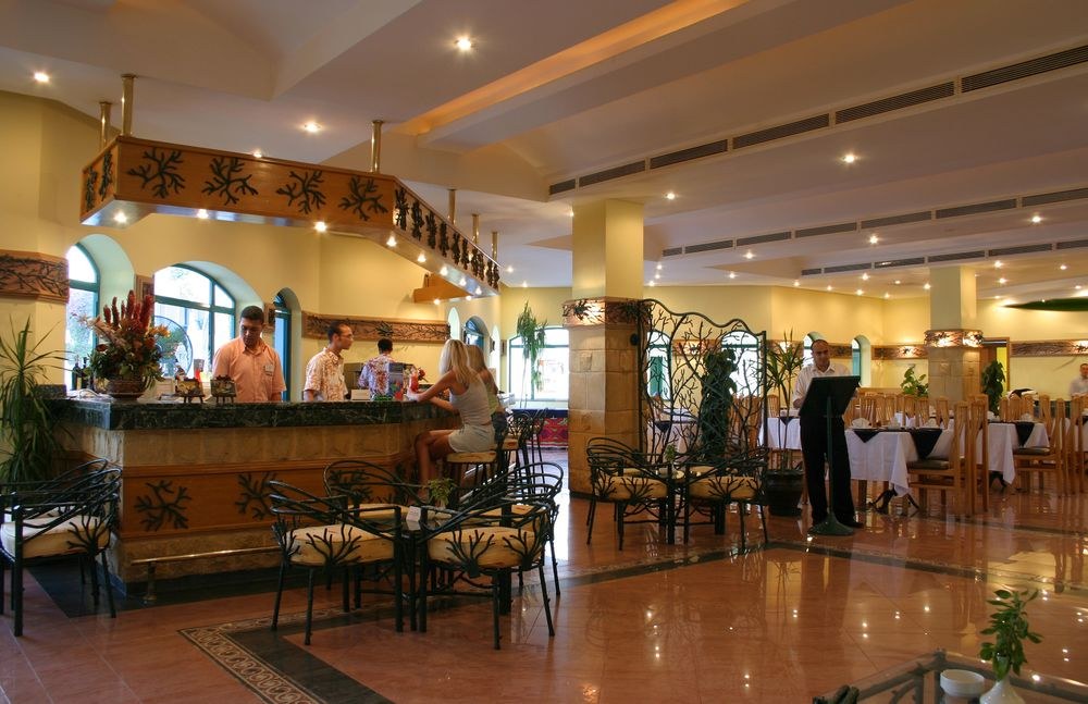 FALCON HILLS HOTEL photo 3