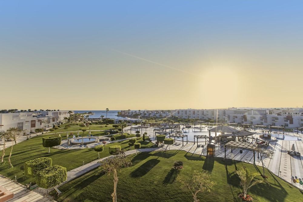 SUNRISE Crystal Bay Resort Grand Select photo 2