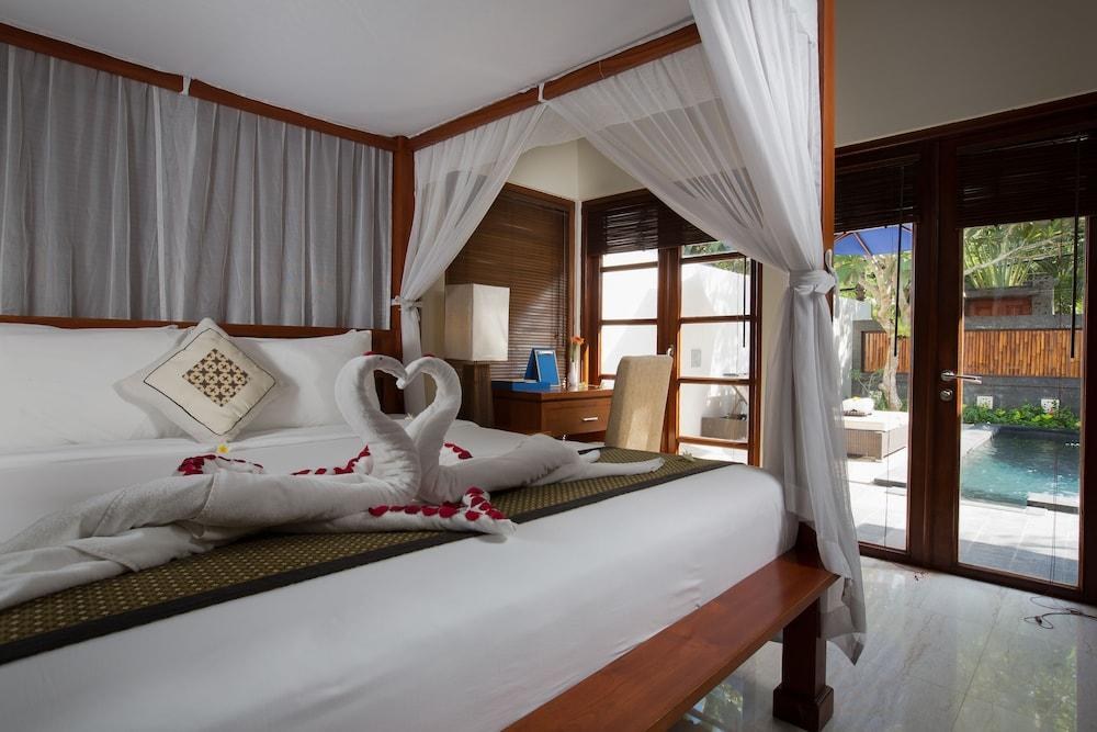 BALI BALIKU BEACH FRONT LUXURY PRIVATE POOL VILLAS photo 3