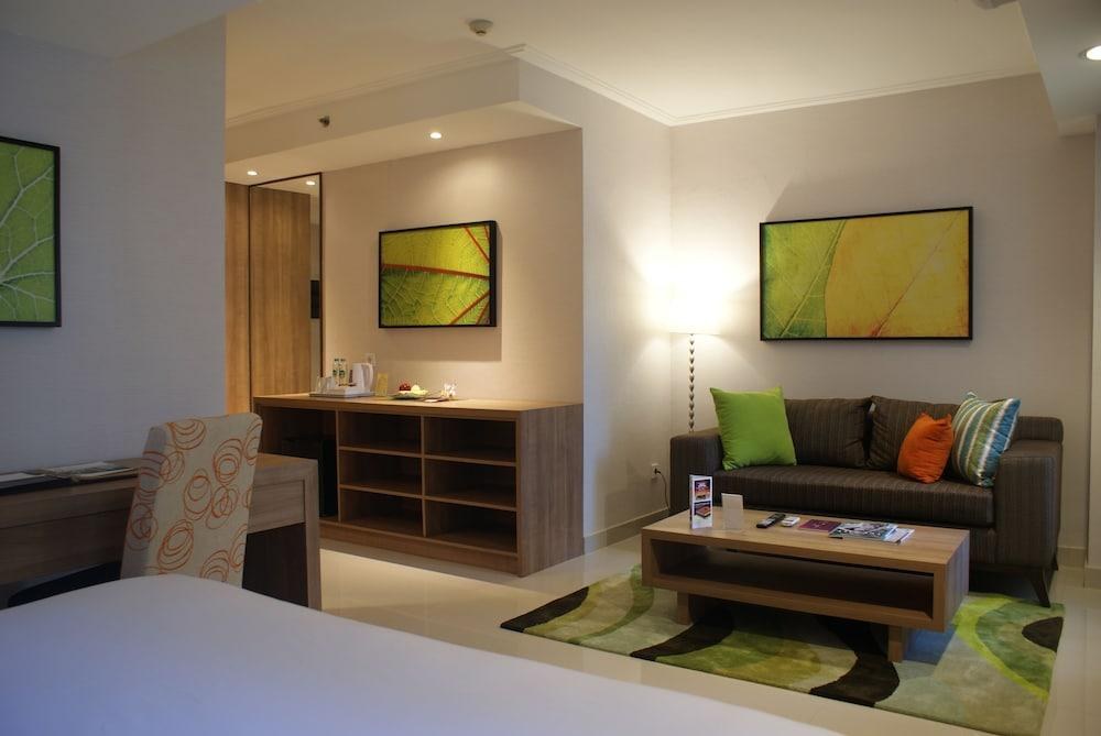 GRAND TROPIC SUITES HOTEL photo 3