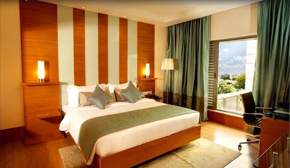 RADISSON BLU HOTEL CHENNAI CITY CENTRE photo 4
