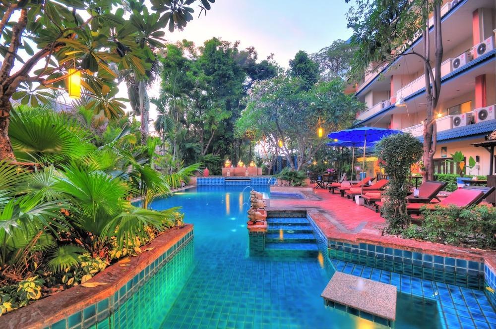 VITS Gazebo Resort Pattaya photo 3