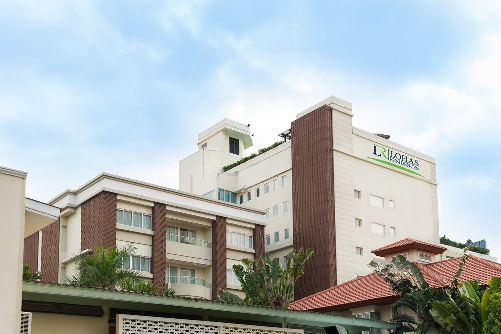LOHAS RESIDENCES
