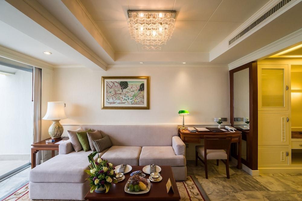 Royal Wing Suites and Spa photo 2