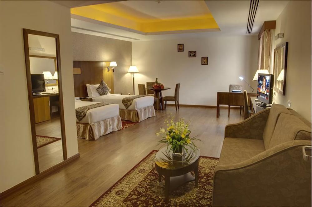 Fortune Pearl Hotel photo 2