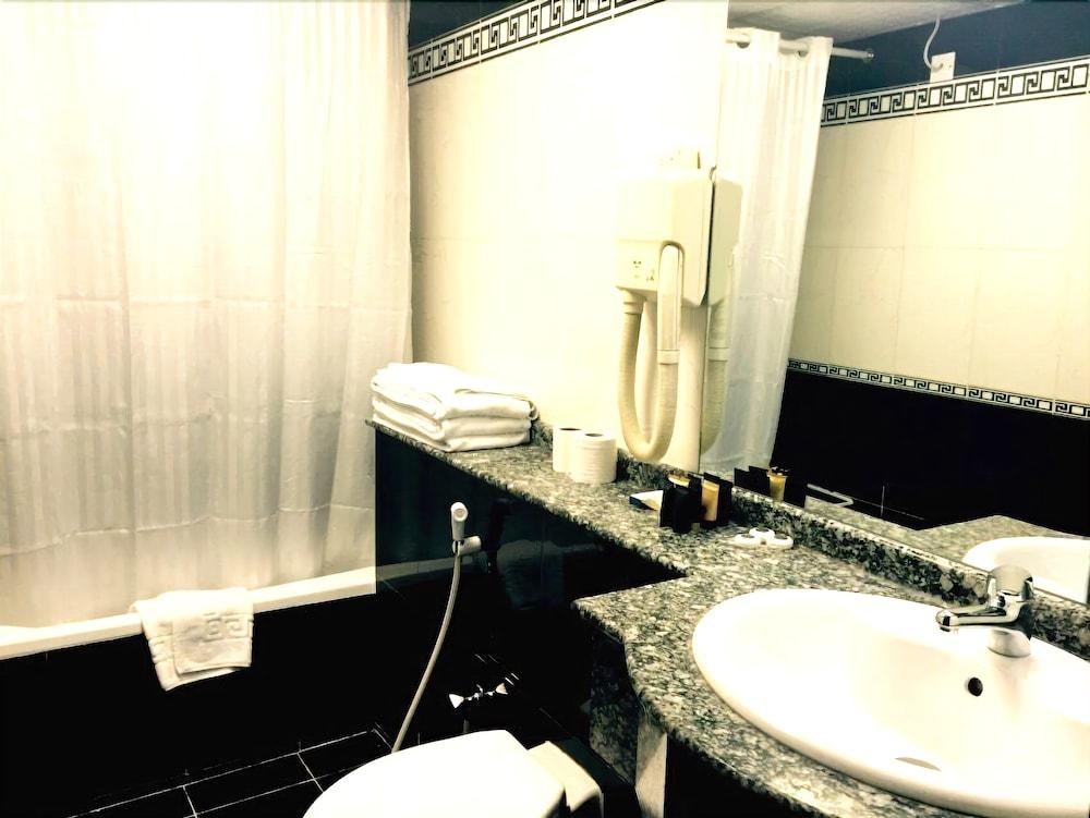 Abjad Crown Hotel (Ex. Dubai Palm Hotel) photo 4