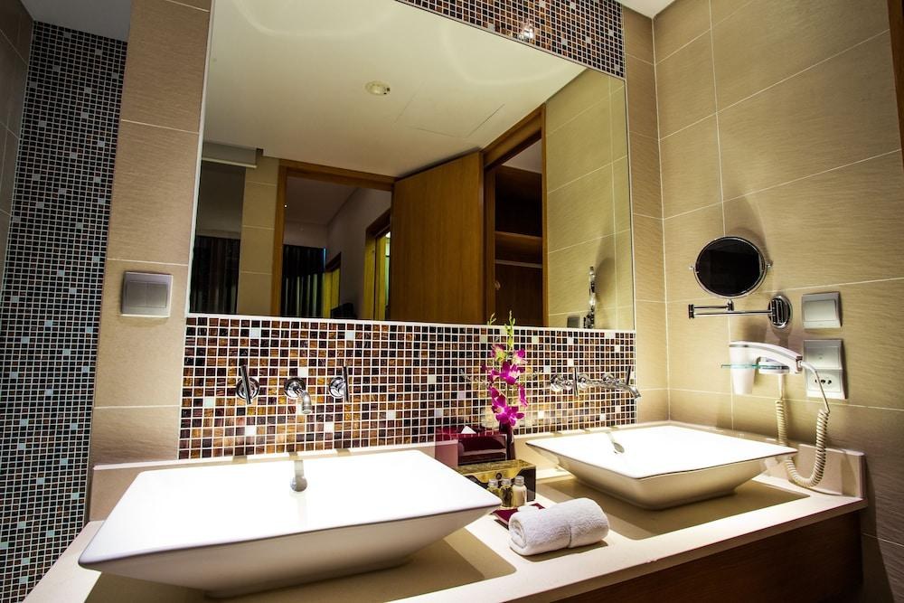 Grand Mercure Danang photo 3